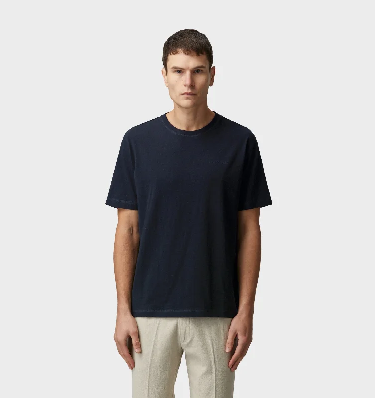 Jeremy Ringer Tee - Midnight Navy/White