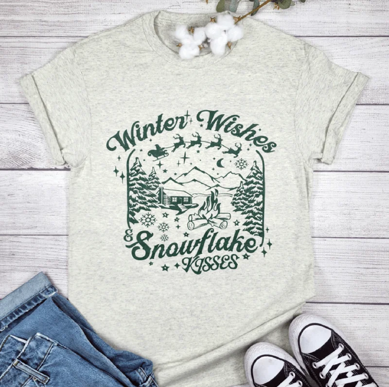 WINTER WISHES & SNOWFLAKE KISSES Graphic T-shirt