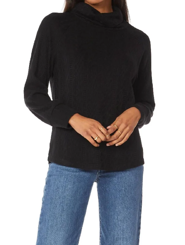 Funnel Neck Pullover Sweater In Black