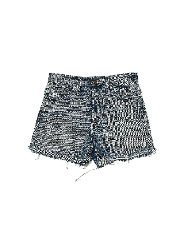 High-Rise Denim Shorts in Medium Wash