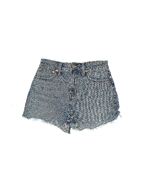 Mid-Rise Denim Shorts in Medium Wash