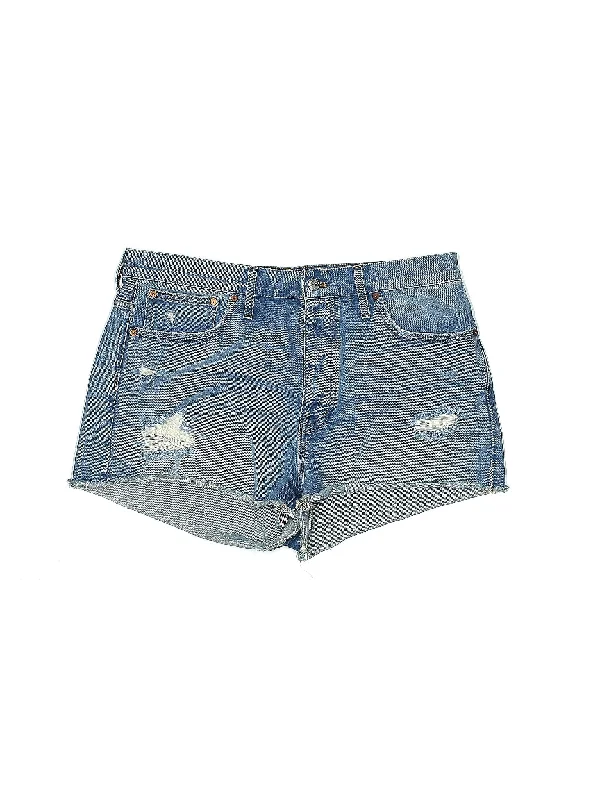 Mid-Rise Denim Shorts in Medium Wash