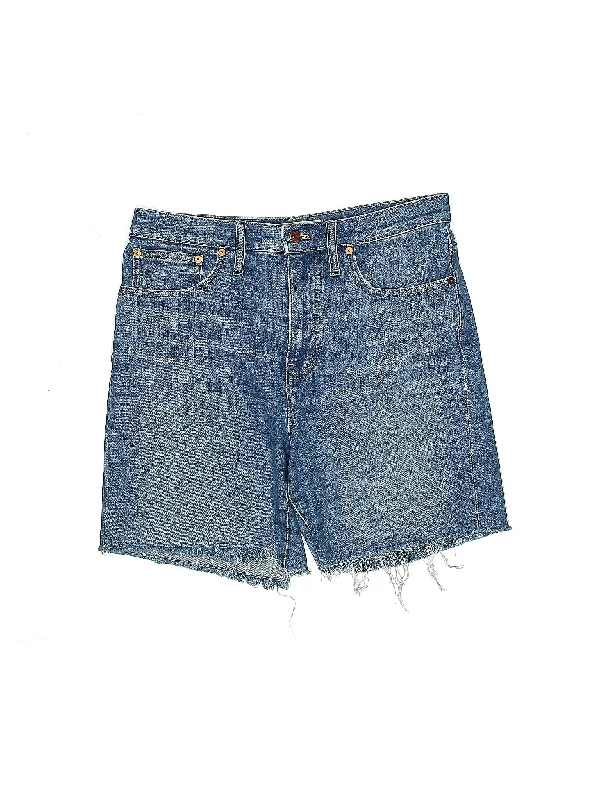 Mid-Rise Denim Shorts in Medium Wash