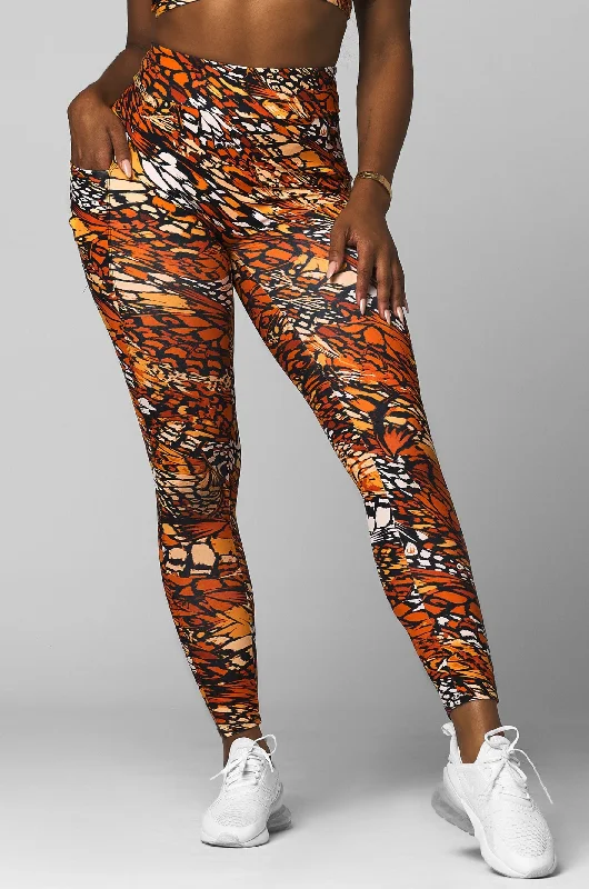 Evolve High Waist Scrunch Legging